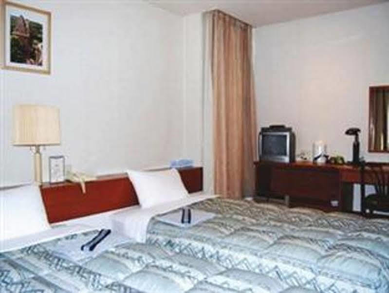 Hotel Kikuei Namba Osaka Exterior foto